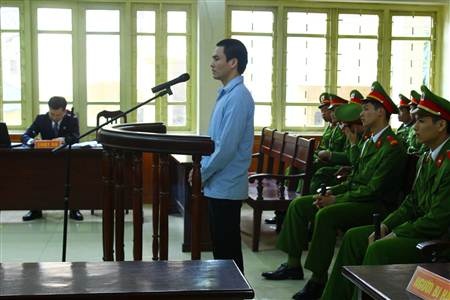 Bị cáo Lý Nguyễn Chung tại phiên tòa.