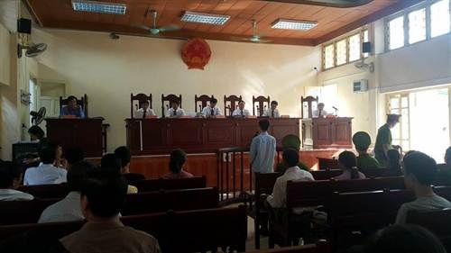 Bị cáo Lý Nguyễn Chung bị đề nghị 12 năm tù - 2 Bị cáo Lý Nguyễn Chung bị đề nghị tuyên phạt tổng mức án 12 năm tù.
