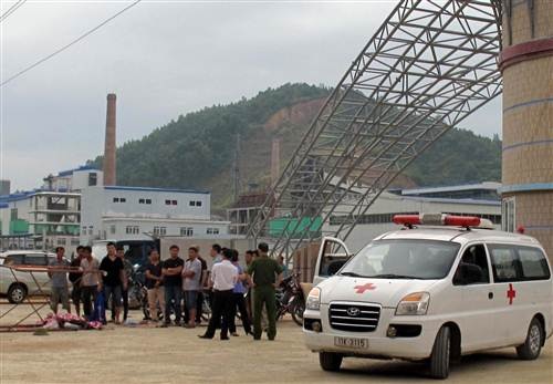 Các nạn nhân bị thương được đưa đi cấp cứu và điều trị tại Bệnh viện.