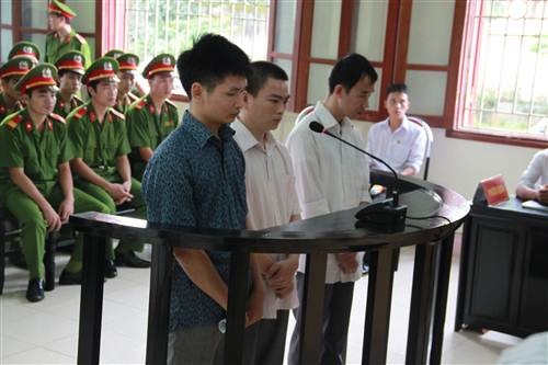 Tại phiên tòa, nguyên 