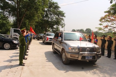 Đón các anh trở về