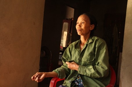 Bà Tăng cho rằng có sự mập mờ trong việc chi trả tiền hỗ trợ chi phí học tập