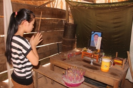 Trao hơn 41 triệu đồng đến với 2 anh em mồ côi