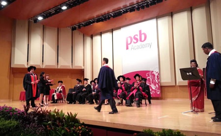 Học viện PSB nhận giải thưởng cống hiến