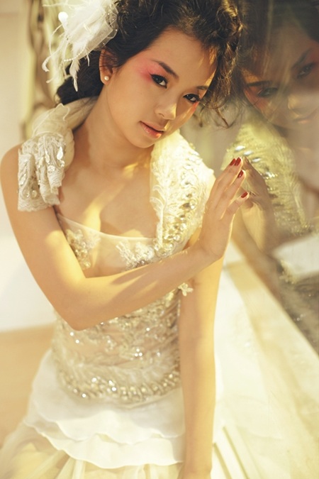 Hot girl “Tối nay 8h” đón Tết nơi cửa Phật - 11 Hot girl “Tối nay 8h” đón Tết nơi cửa Phật - 11
