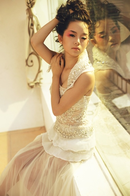 Hot girl “Tối nay 8h” đón Tết nơi cửa Phật - 10 Hot girl “Tối nay 8h” đón Tết nơi cửa Phật - 10