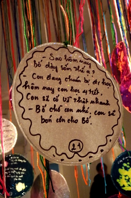 Triển lãm sinh viên khắc sâu tình phụ tử - 6