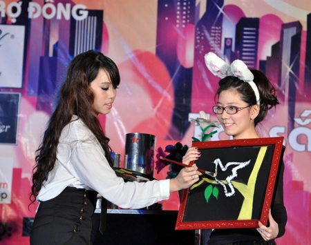 Những hoa khôi tài sắc giảng đường năm 2011 - 5 Những hoa khôi tài sắc giảng đường năm 2011 - 5
