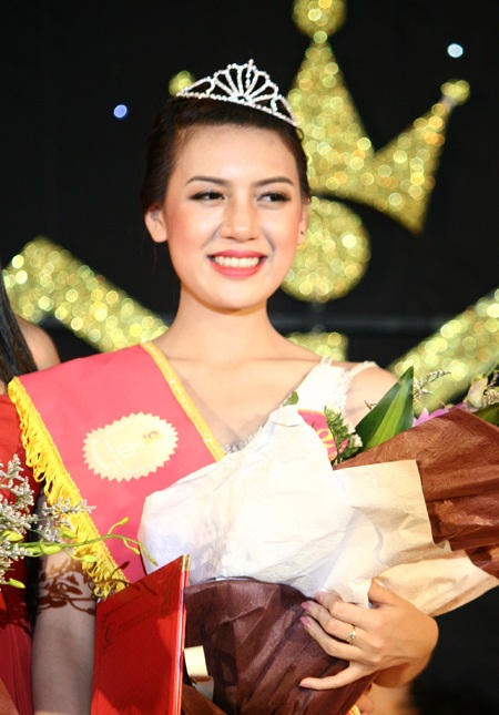 Những hoa khôi tài sắc giảng đường năm 2011 - 9 Những hoa khôi tài sắc giảng đường năm 2011 - 9
