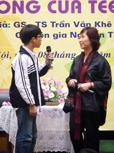 Ứng phó khi bị sàm sỡ trên xe bus - 2