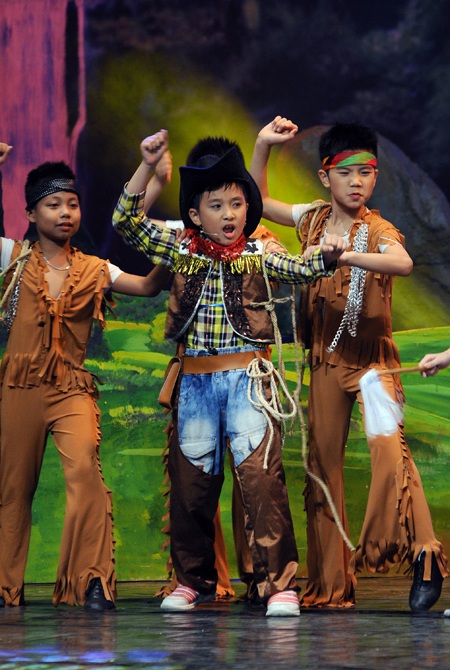Nhìn lại những khoảnh khắc khó quên của Đồ Rê Mí - 4 Nhìn lại những khoảnh khắc khó quên của Đồ Rê Mí - 4