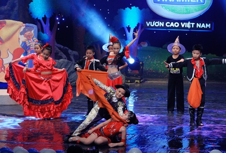 Nhìn lại những khoảnh khắc khó quên của Đồ Rê Mí - 7 Nhìn lại những khoảnh khắc khó quên của Đồ Rê Mí - 7