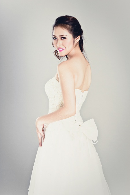 Ngắm cô dâu xinh đẹp Diệp Bảo Ngọc - 11 Ngắm cô dâu xinh đẹp Diệp Bảo Ngọc - 11