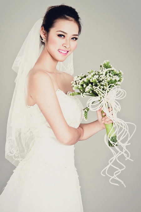 Ngắm cô dâu xinh đẹp Diệp Bảo Ngọc - 1 Ngắm cô dâu xinh đẹp Diệp Bảo Ngọc - 1
