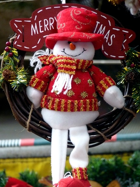 Giới trẻ Hà thành tíu tít sắm đồ Giáng sinh sớm - 10