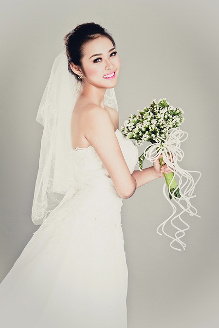 Ngắm cô dâu xinh đẹp Diệp Bảo Ngọc - 2 Ngắm cô dâu xinh đẹp Diệp Bảo Ngọc - 2