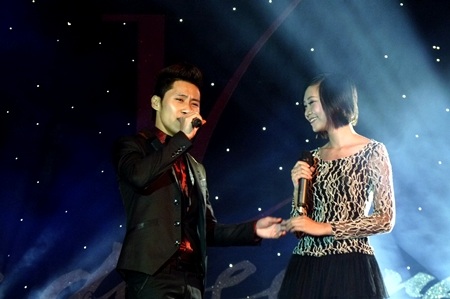 “Cơn bão” Ngũ Cung “càn quét” đại nhạc hội Thăng Long - 7