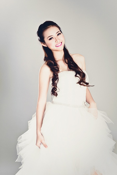 Ngắm cô dâu xinh đẹp Diệp Bảo Ngọc - 8 Ngắm cô dâu xinh đẹp Diệp Bảo Ngọc - 8