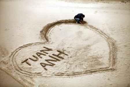 Những màn tỏ tình gây “sốt” nhất năm 2011 - 1