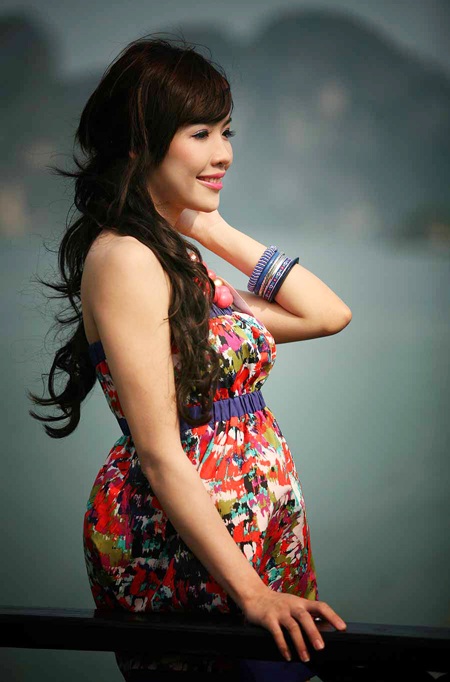 Ngắm “tiên nữ” rạng ngời giữa kỳ quan đá - 4 Ngắm “tiên nữ” rạng ngời giữa kỳ quan đá - 4