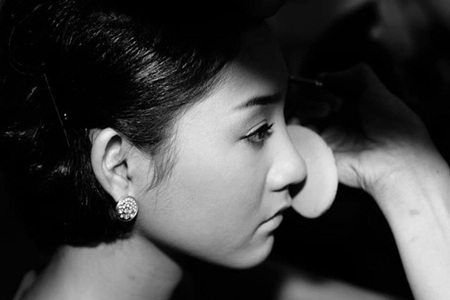 Gặp 9X “phù phép” cứu khuôn mặt Hoàng Thùy Linh - 10 Gặp 9X “phù phép” cứu khuôn mặt Hoàng Thùy Linh