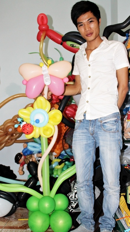 Twister Hiệp đến từ Hải Phòng với tác phẩm của mình.