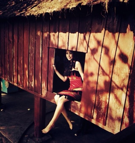 Thử làm thiếu nữ Êđê.