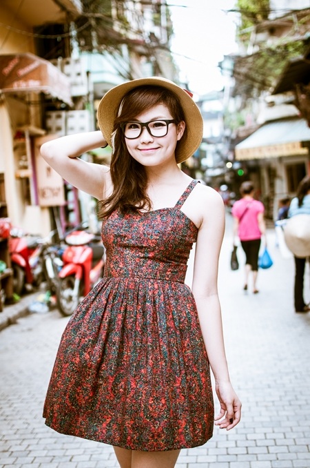 Tự tin phối đồ sành điệu, lựa váy cho kì nghỉ xả stress - 15 Một số mẫu váy đơn giản để bạn có thể lựa chọn cho kì nghỉ ngơi thả ga.