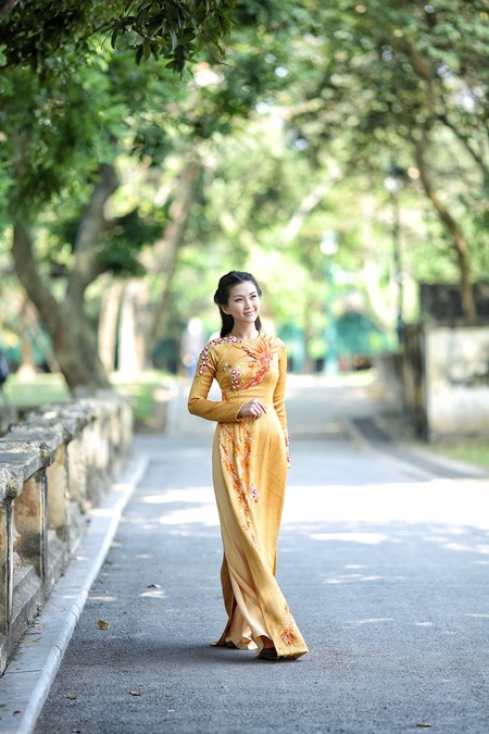 Nữ hoàng Cà phê rạng rỡ đón xuân - 2 Xuân Giáp Ngọ, Diễm Trang sẽ tái xuất trên truyền
hình với cặp đôi “nữ hoàng”,