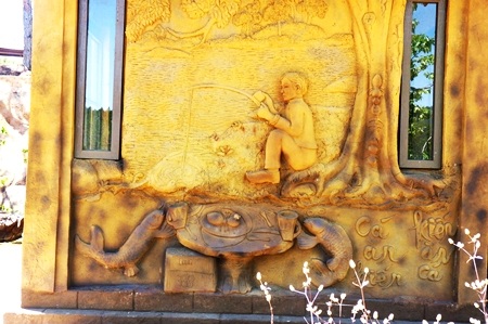 Câu chuyện ngụ ngôn Cá ăn kiến, kiến ăn cá.