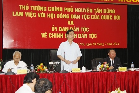 Thủ tướng Nguyễn Tấn Dũng làm việc 