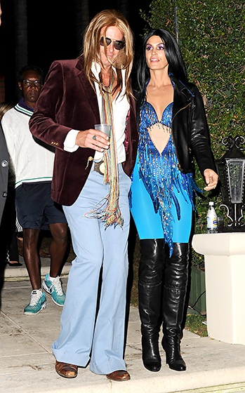 “Sao” hóa trang thế nào trong dịp Halloween năm nay? - 6 Rande Gerber and Cindy Crawford