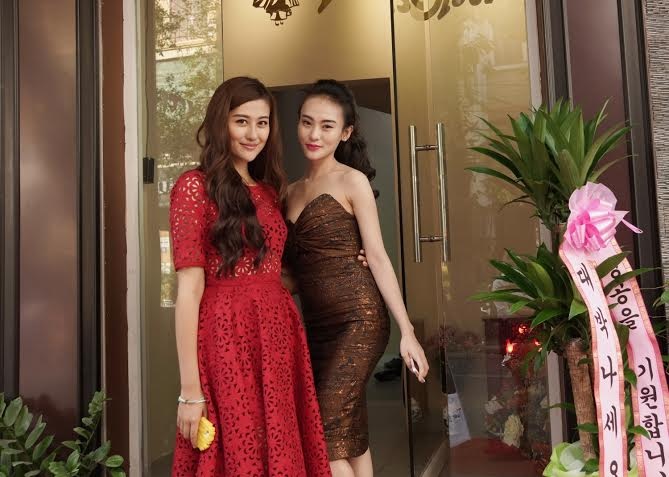 Huyền Lizzie xinh đẹp dự tiệc - 1 Huyền Lizzie xinh đẹp dự tiệc