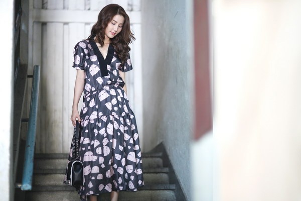 BST xuân hè 2015 Rue des Chats - Khi loài mèo kể chuyện thời trang - 4 Diễm My 9X diện thiết kế của Rue des Chats