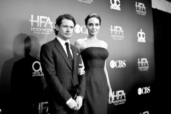 Angelina Jolie gầy gò vẫn xinh đẹp - 9 VN