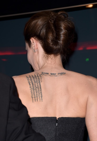 Angelina Jolie gầy gò vẫn xinh đẹp - 11 VN