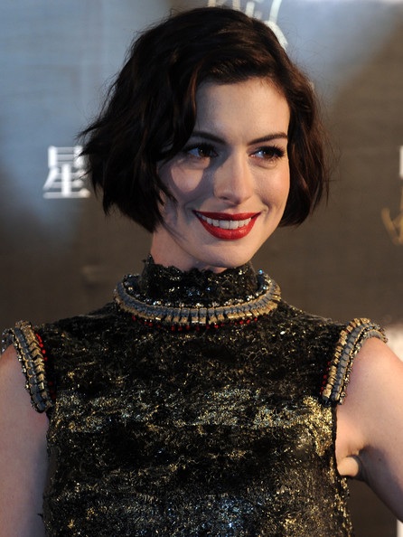Những màu mắt sành điệu của mùa đông - 6 Anne Hathaway
