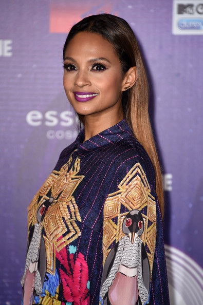 Những màu mắt sành điệu của mùa đông - 9 Alesha Dixon