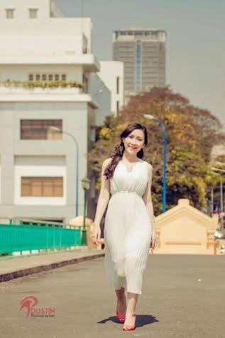 MC Hoài Hương: “Giải Én đồng là một trải nghiệm thú vị” - 2 Cơ duyên nào đưa Hoài Hương đến với công việc của một MC?