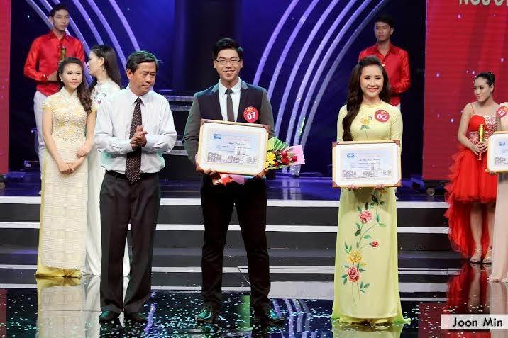 MC Hoài Hương: “Giải Én đồng là một trải nghiệm thú vị” - 1 Cơ duyên nào đưa Hoài Hương đến với công việc của một MC?