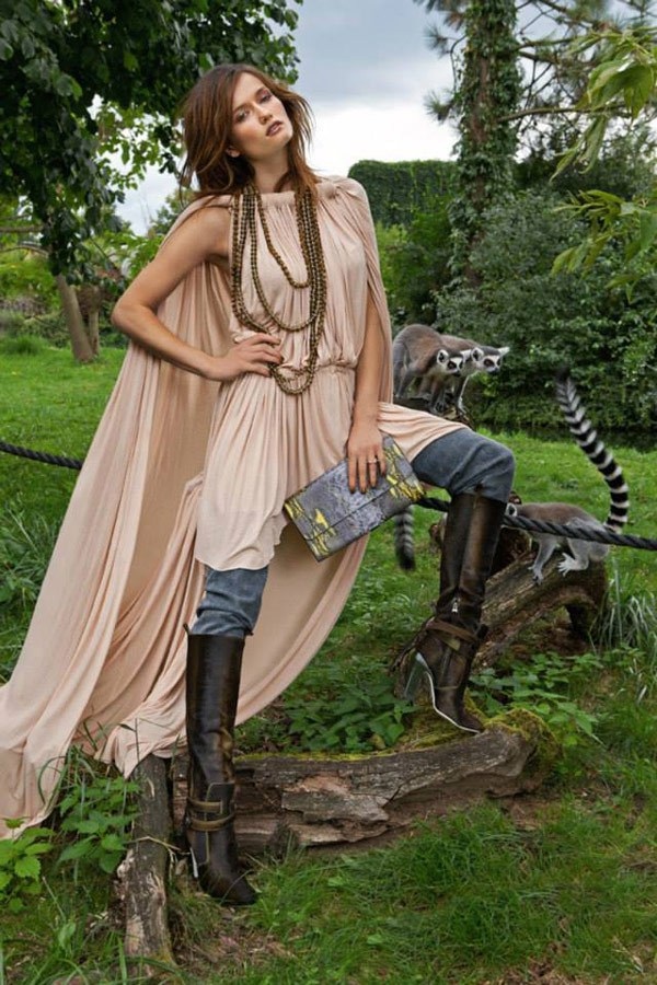 Tiếc thương nhan sắc người mẫu xinh đẹp đoản mệnh - 11 Khi Katerina qua đời, bạn trai cô, một vận động viên khúc côn cầu đang đi thi đấu ở Nga