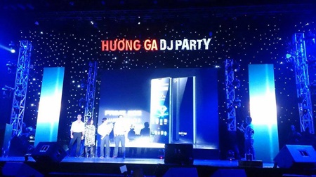 Hương Ga DJ Party “vỡ rạp” vì khán giả quá đông