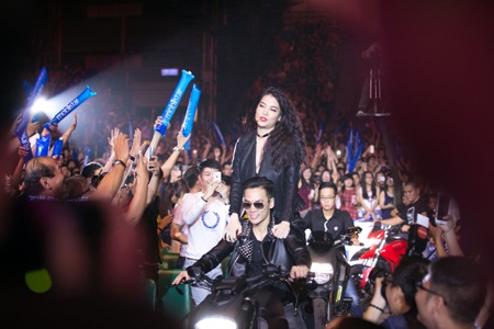 Hương Ga DJ Party “vỡ rạp” vì khán giả quá đông