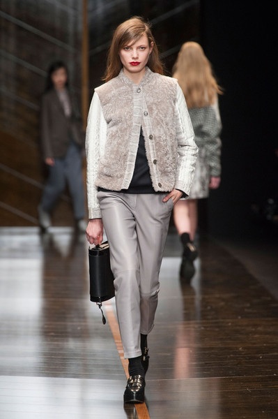 Sành điệu Trussardi - 12 Trussardi