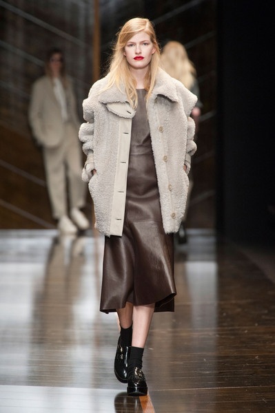 Sành điệu Trussardi - 17 Trussardi