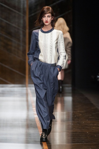 Sành điệu Trussardi - 21 Trussardi