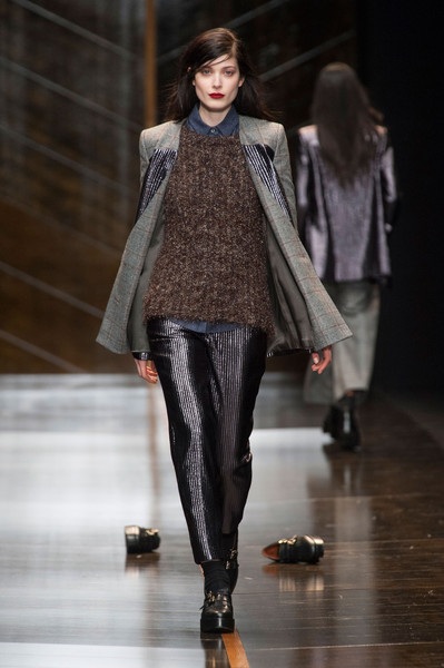 Sành điệu Trussardi - 27 Trussardi