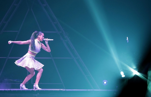 Katy Perry trình diễn sôi động tại Sydney - 7 VN