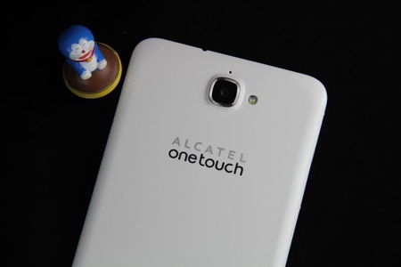 Alcatel Onetouch sắp ra mắt 2 mẫu smartphone mới - 3 Giá bán ra dự kiến trong tầm khoảng trên dưới 5 triệu đồng