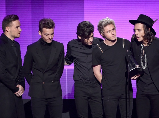 Dàn “sao” lớn chiến thắng tại lễ trao giải âm nhạc Mỹ - 2 Album Pop/Rock được yêu thích: One Direction, Midnight Memories